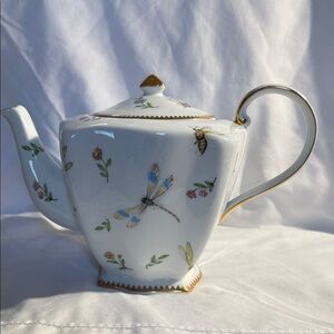 Elegant  Godinger Primavera White Teapot with Gold Accents and Nature Design